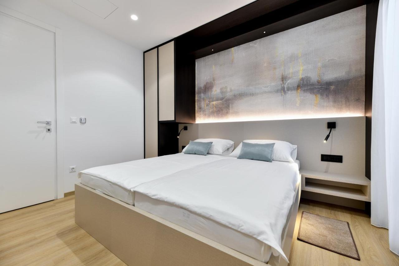 توراني Crowonder Apartments & Rooms Oaza With Heated Swimming Pool And Sauna المظهر الخارجي الصورة